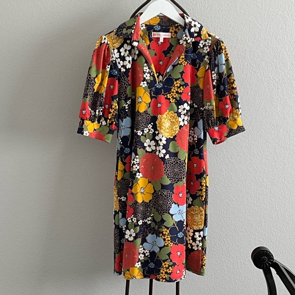 Jude Connally Dresses & Skirts - Jude Connally Multicolor Floral Midi Dress - Red, Yellow, Blue, Black